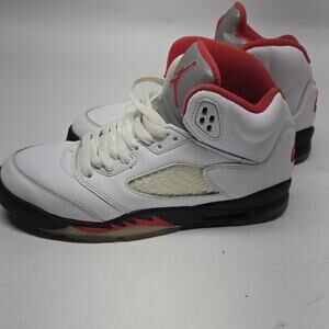 Jordan Brand Air Jordan 5 Fire Red 2020 440888-102 Size 5.5y excellent condition